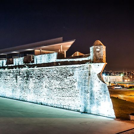 Pestana Cidadela Cascais - Pousada & Art District Dış mekan fotoğraf The fort at night