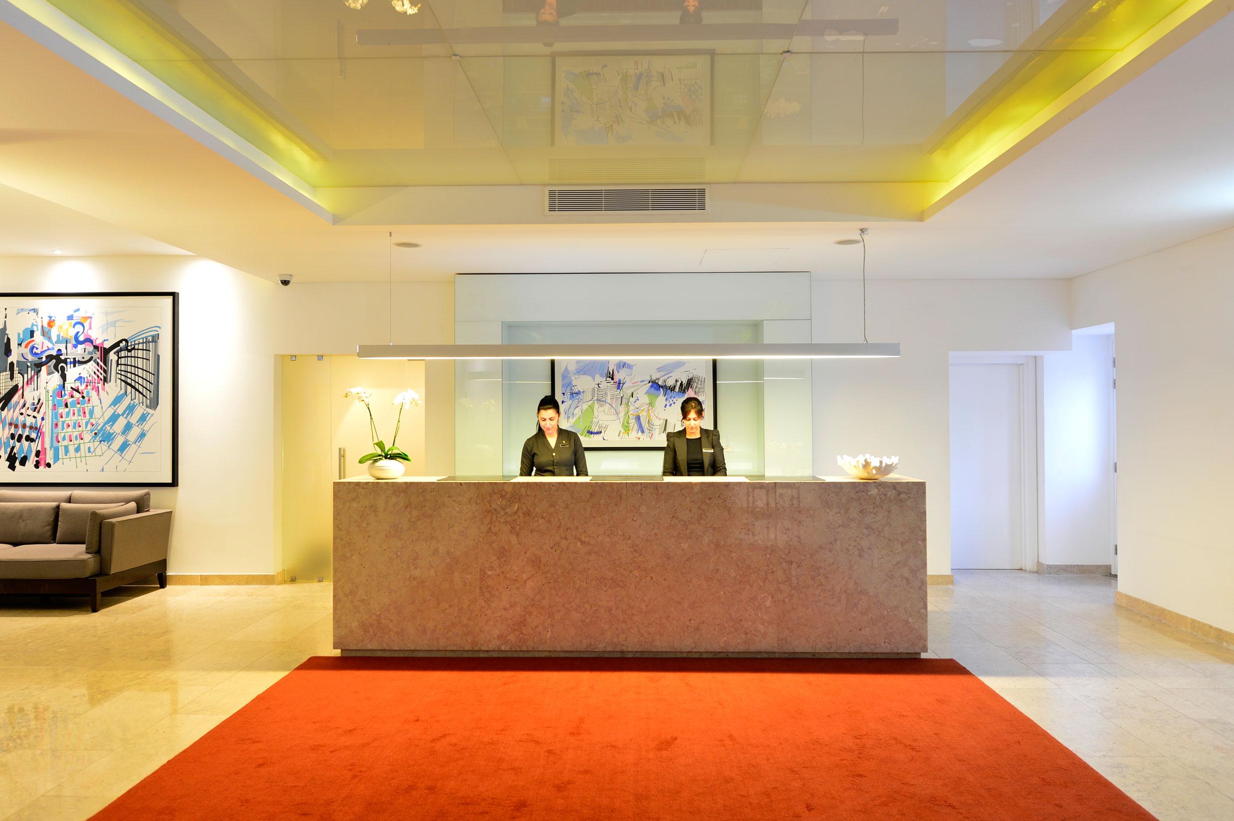 Pestana Cidadela Cascais - Pousada & Art District Dış mekan fotoğraf Reception desk at the Mandarin Oriental, Munich