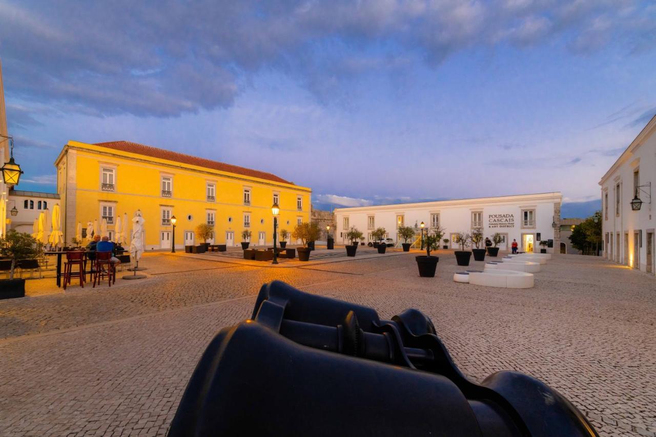 Pestana Cidadela Cascais - Pousada & Art District Dış mekan fotoğraf The main square of the city of Angra do Heroísmo, with the main buildings of the University of the Azores
